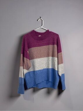 Colorful Crewneck Sweater – Vibrant Multi-Tone Knit Pullover Statement Top